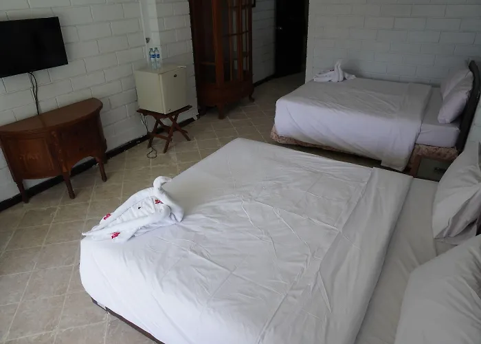 Ammara By Vilarisi - 8 Minute Walk To The Hotel 3*